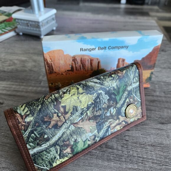 C439 Tree Leaf Camouflage‎ Western Ranger Hunter Rodeo Wallet 12G Shotgun Concho - Picture 5 of 11